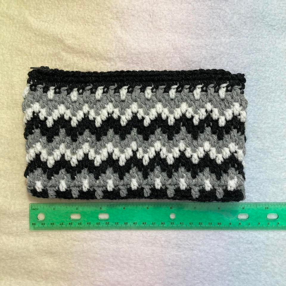Zigzag Pouch